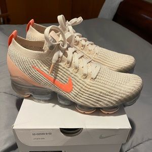 Nike Air Vapormax Flyknit 3 Light Cream Atomic Pink CT1274-200 Women's Size 10